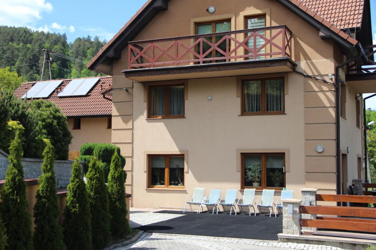 Dom W Gorach "Tresna" Otel Dış mekan fotoğraf