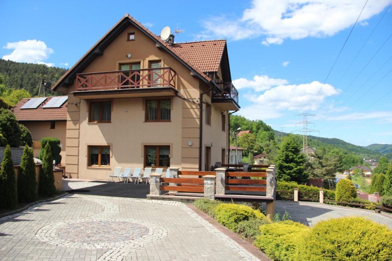 Dom W Gorach "Tresna" Otel Dış mekan fotoğraf